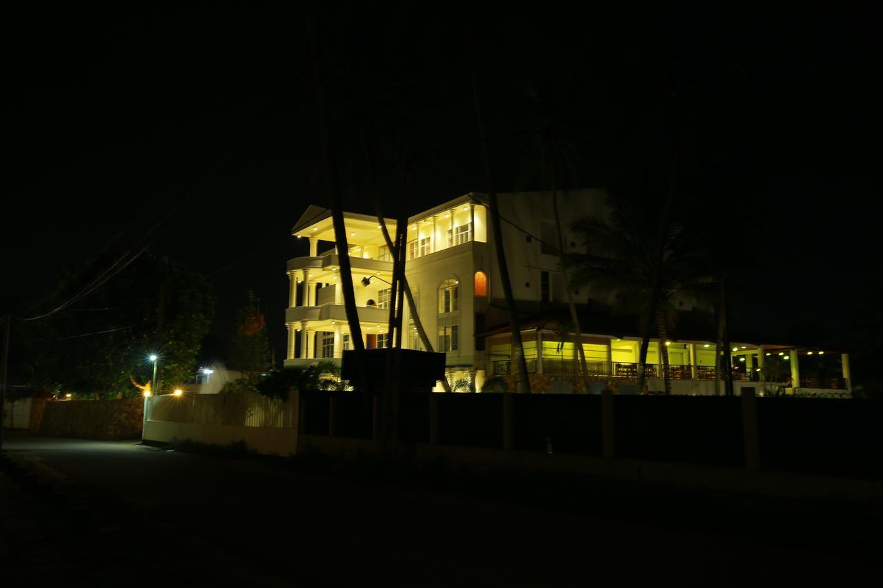Navro Beach Resort Panadura Exterior photo