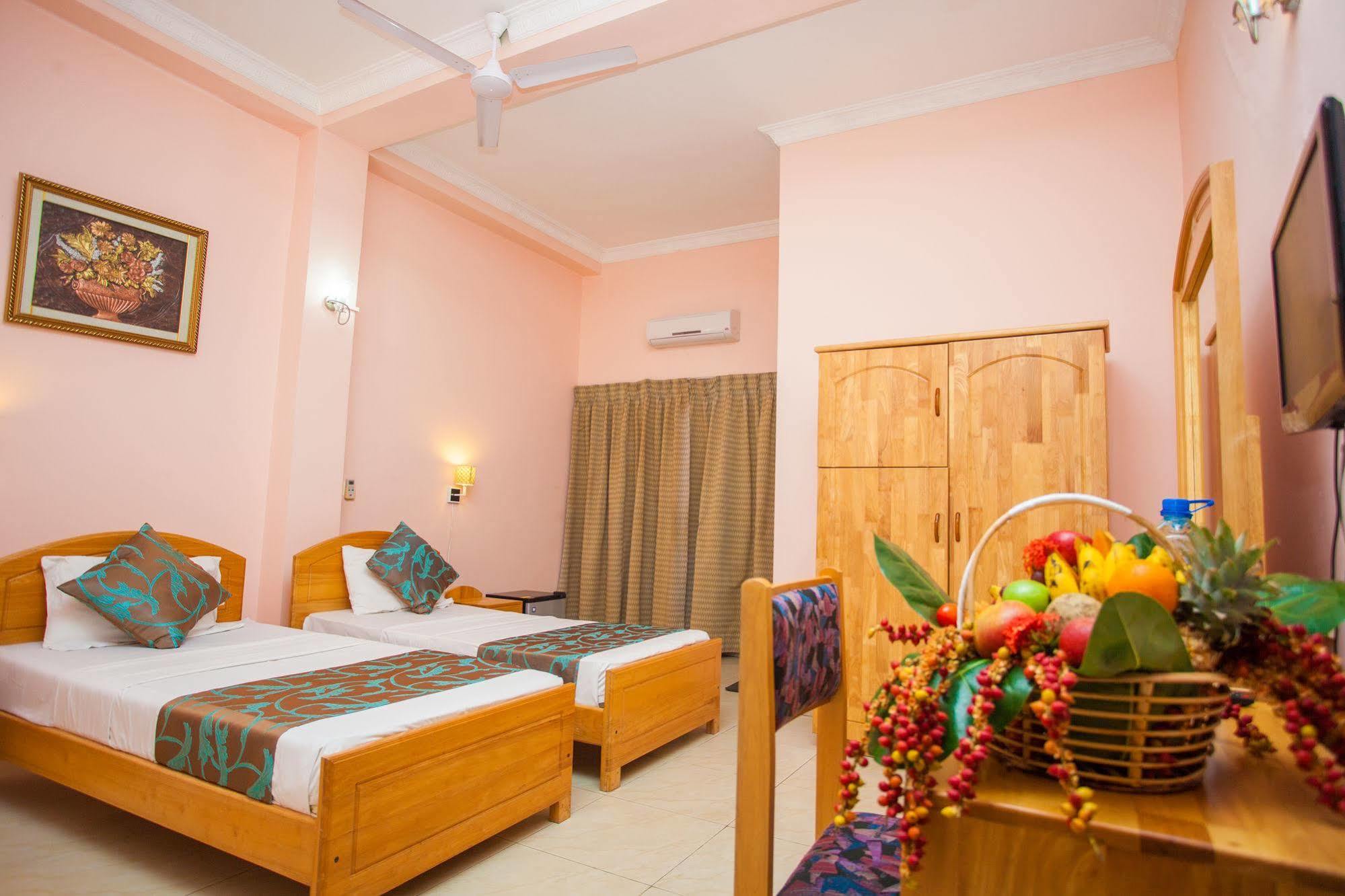 Navro Beach Resort Panadura Exterior photo