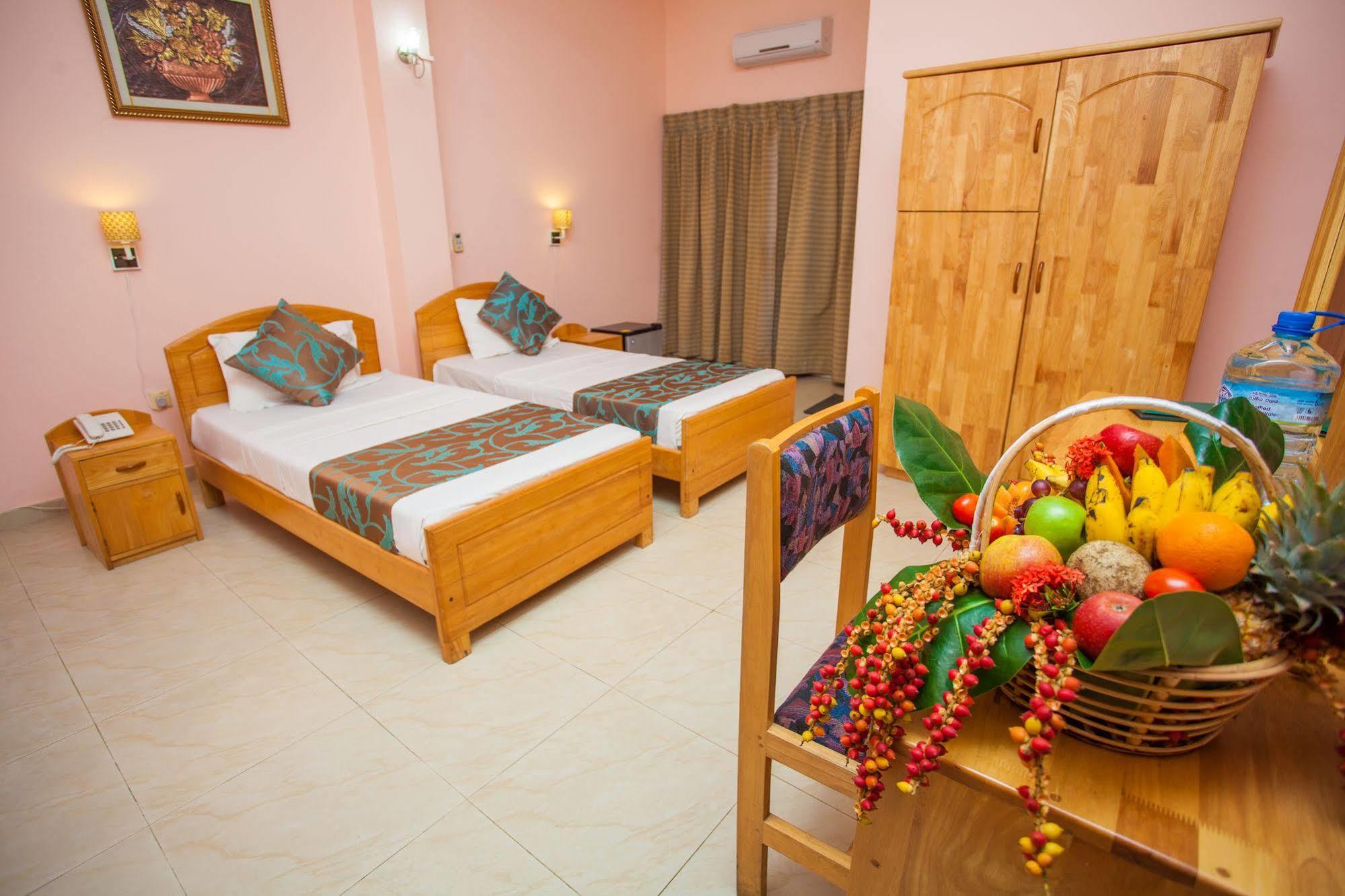 Navro Beach Resort Panadura Exterior photo