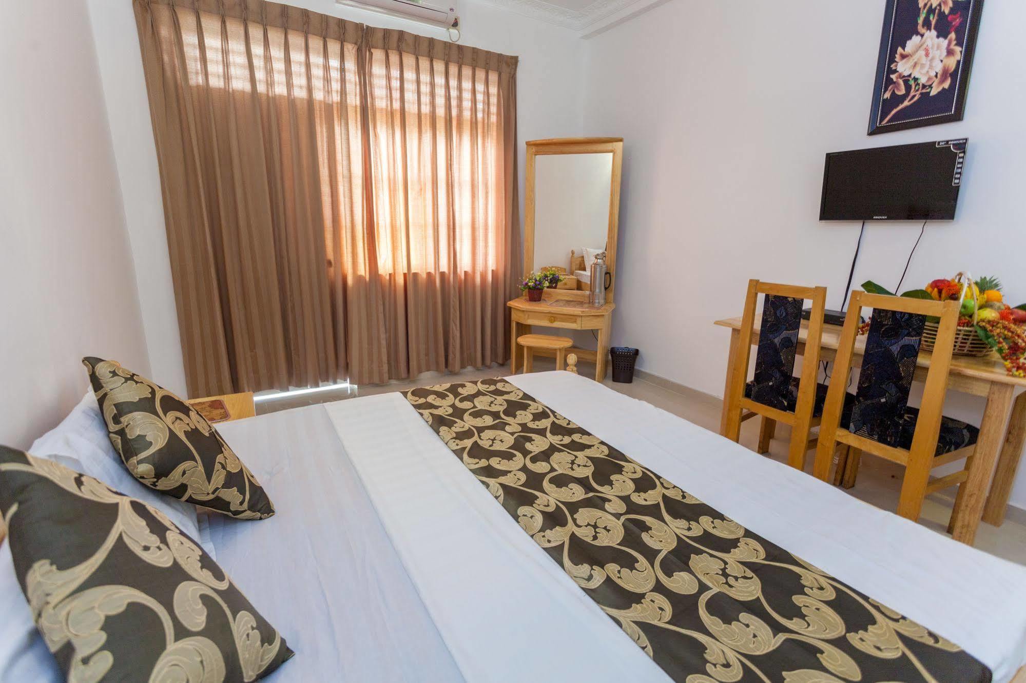 Navro Beach Resort Panadura Exterior photo
