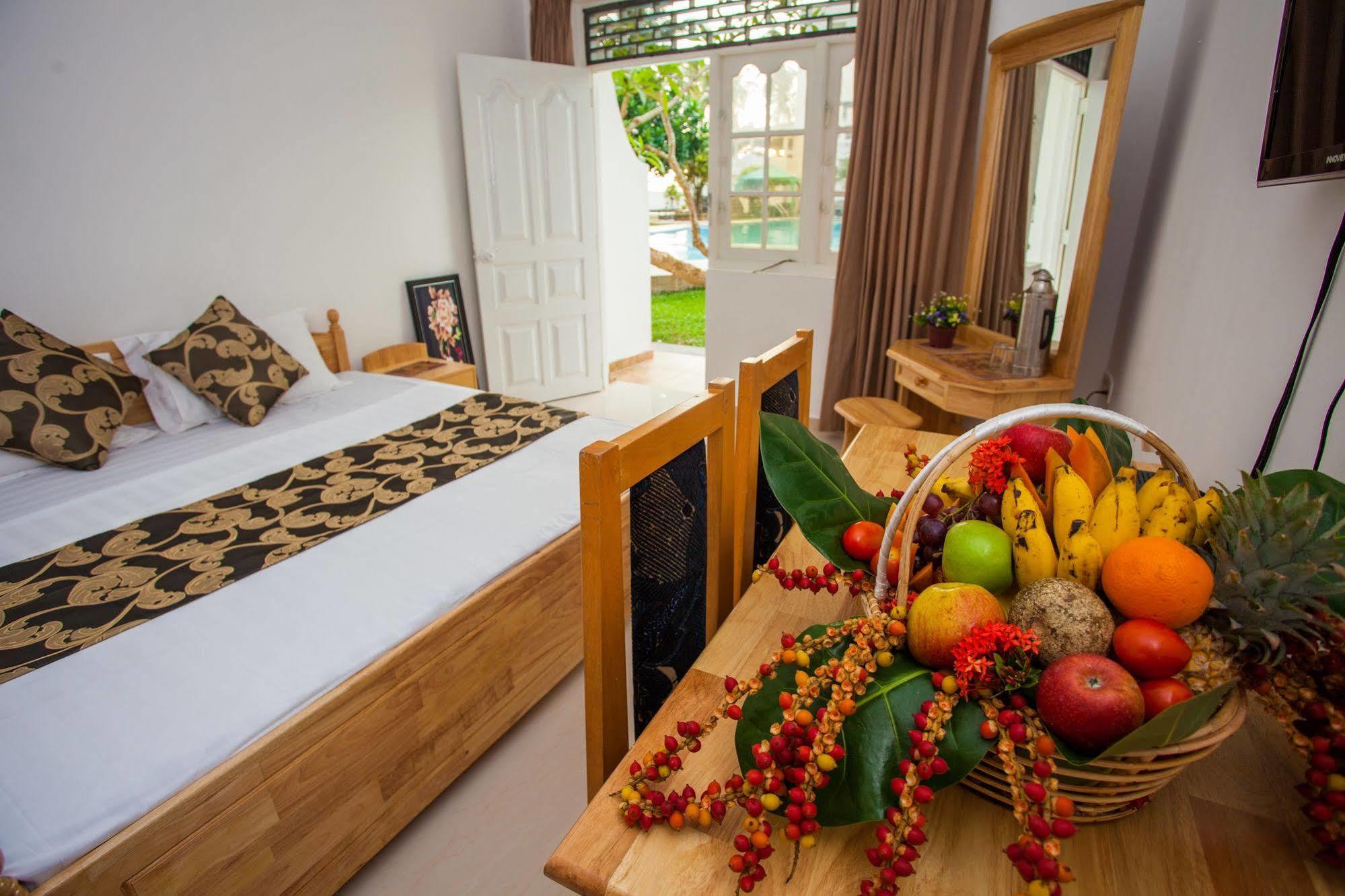 Navro Beach Resort Panadura Exterior photo